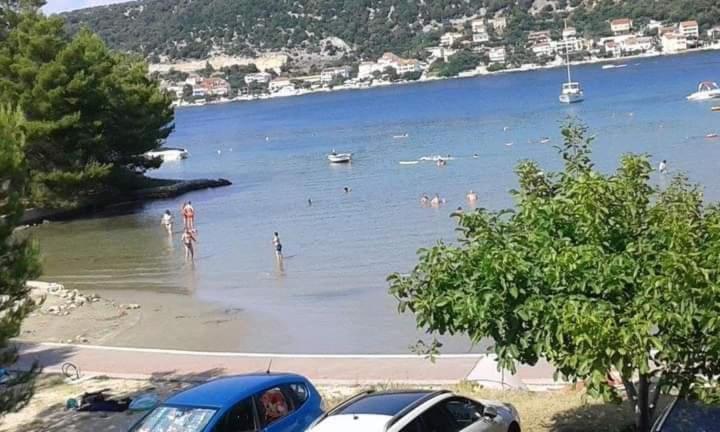 Apartman Belisima Deluxe Supetarska Draga Extérieur photo